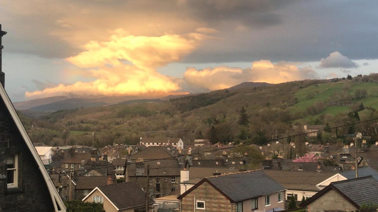 Bryn Mair Panzió Dolgellau Kültér fotó